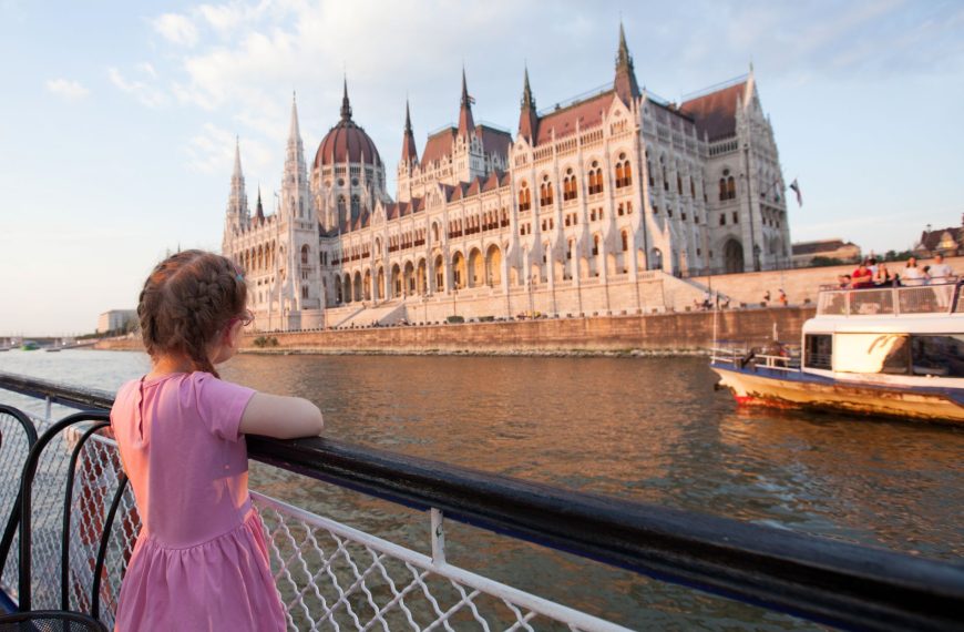 Budapest, kislány