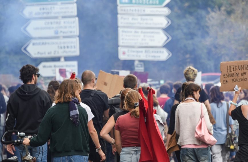 Francia diákok tüntetése 2026 őszén